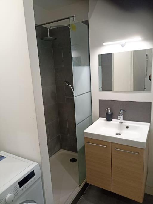 Large 40m2 Prox Lille-metro-tram Appartamento *